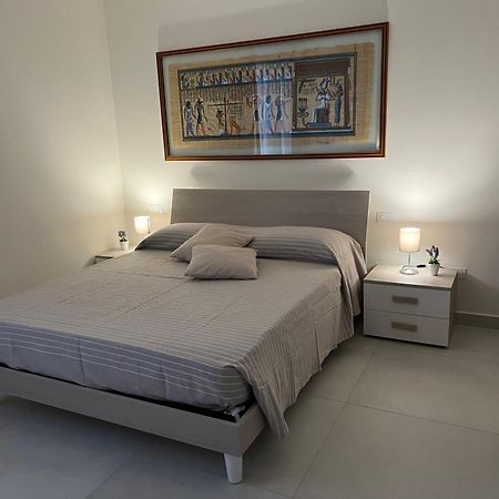 La Vela Apartment ซีร์มิโอเน ภายนอก รูปภาพ