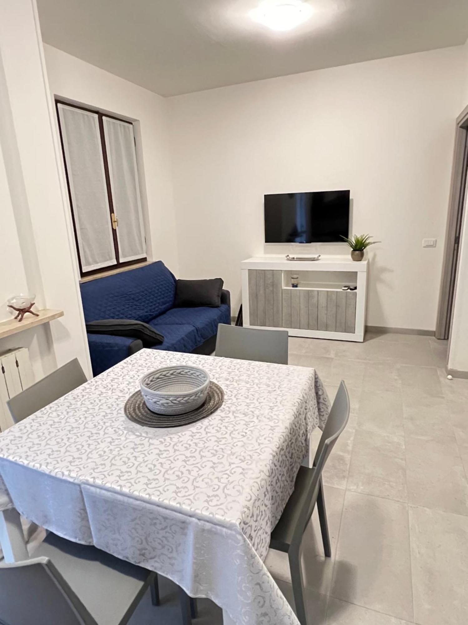 La Vela Apartment ซีร์มิโอเน ภายนอก รูปภาพ